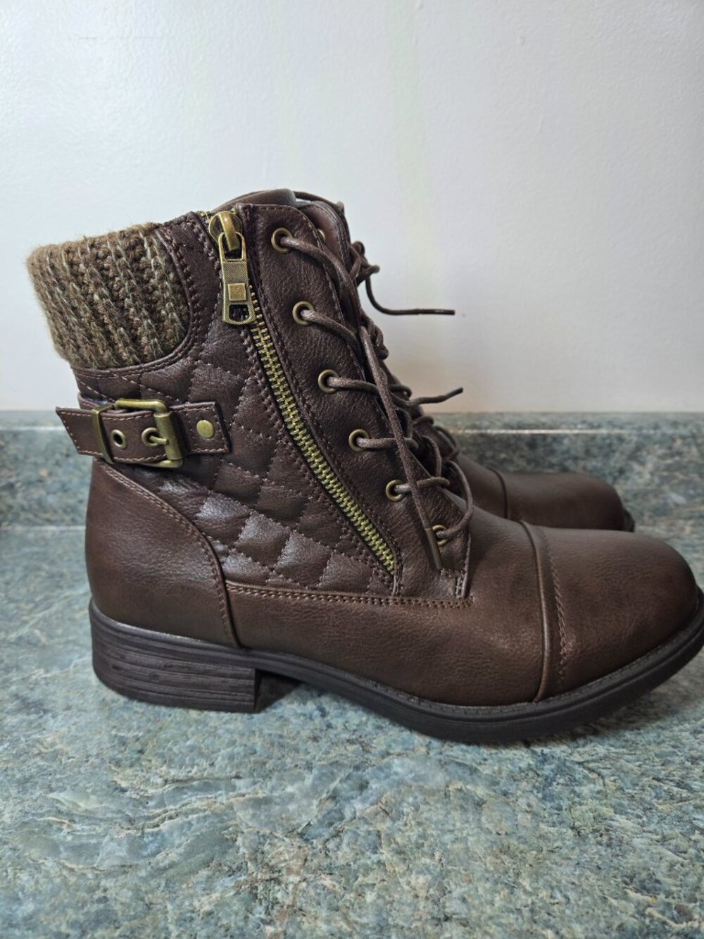 GLOBALWIN Women's Brown Ankle Booties Combat-Style Fashion Boots Size 9 Low Heel